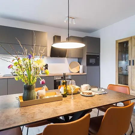 Apartment Pl Peter's 1 *